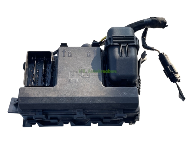 Ford Galaxy Fuse Relay Box 2.0 F2GT14A067EC Genuine 2017