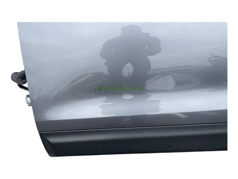 Nissan Qashqai Front Door H0101HV0MB Left Genuine 2018