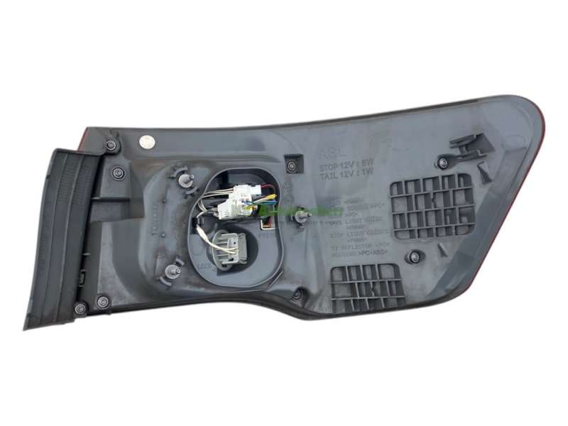 Toyota Avensis Rear Light 8155005270 Right Genuine 2014