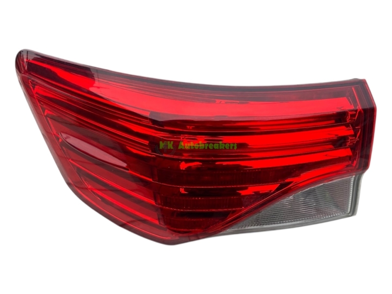 Toyota Avensis Rear Light 8156005280 Left Genuine 2014