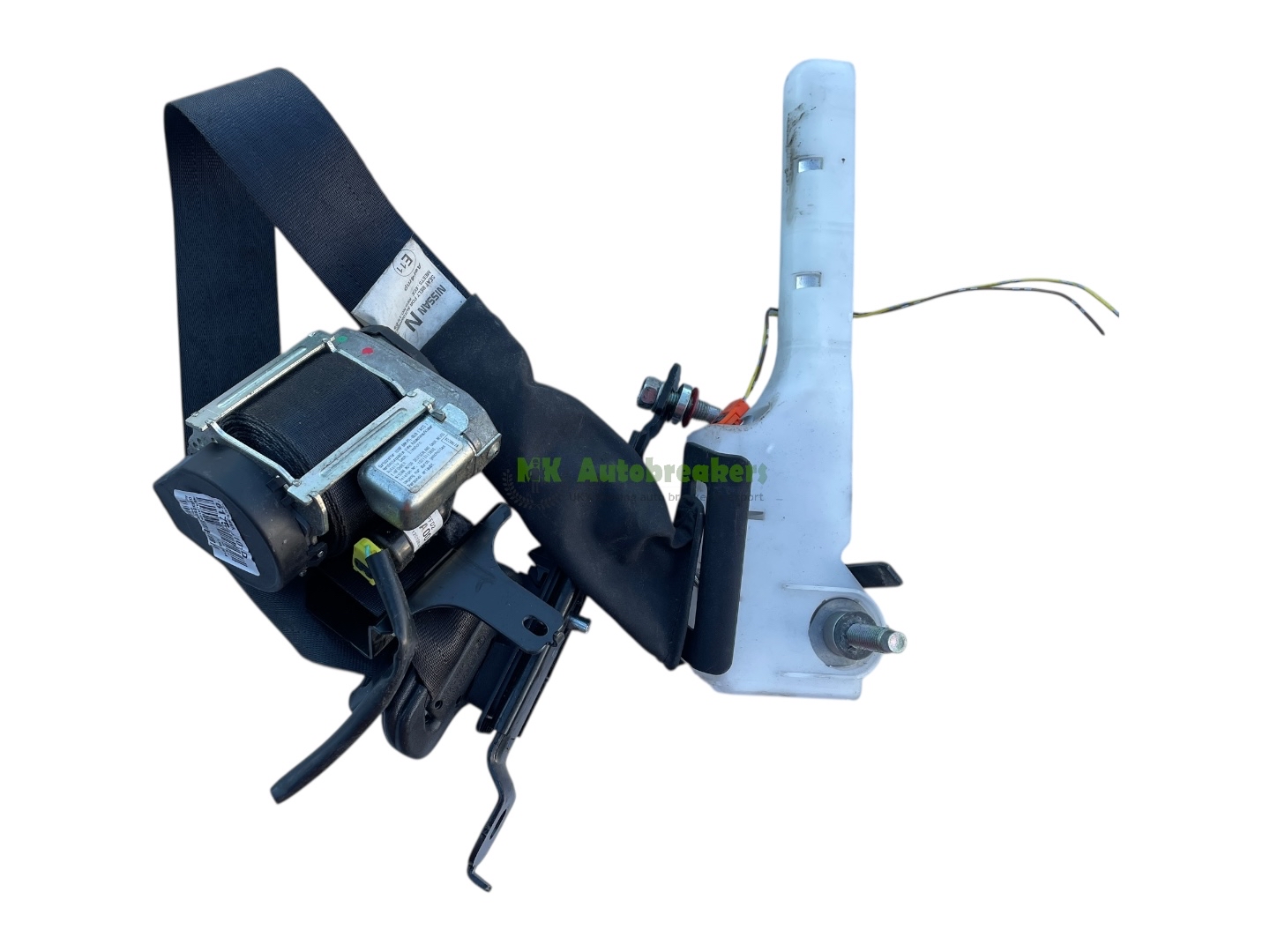 Nissan Juke Front Seatbelt 617544101D Right Genuine 2015