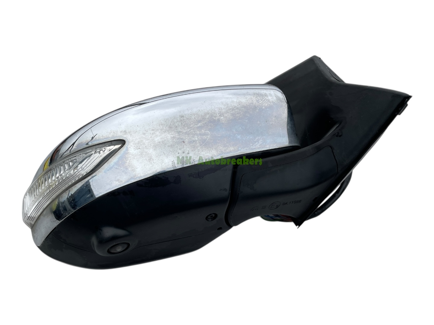 Nissan Pulsar Wing Mirror 963013ZL1D Right Genuine 2016