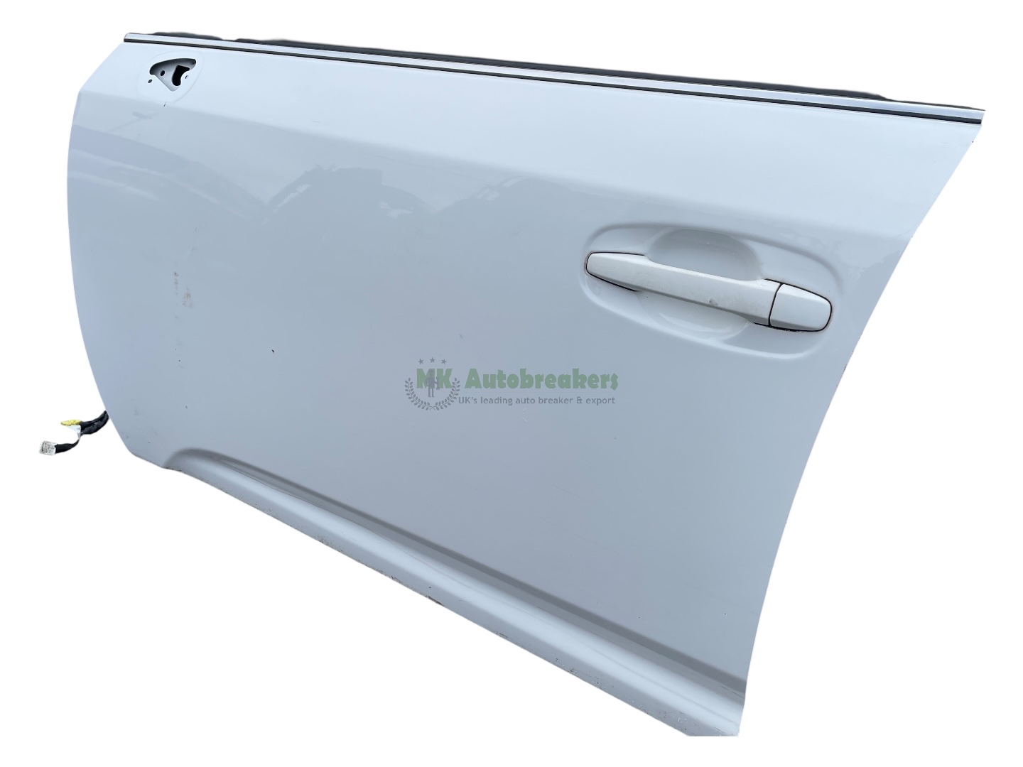 Toyota Avensis Front Door 6700205081 Left Estate 2017