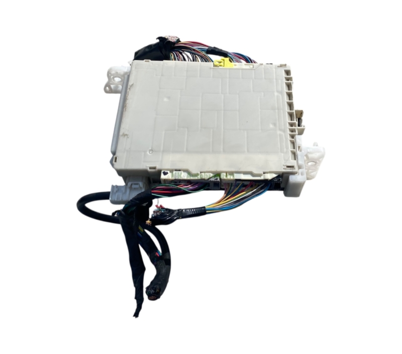 Body comfort control module toyota yaris 89221-0d110 genuine 2014 5 | mk autobreakers ltd Body comfort control module toyota yaris 89221-0d110 genuine 2014 5