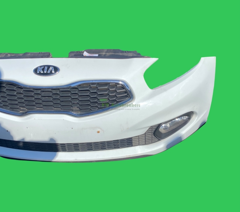 Front bumper kia ceed in white wd 86511a2000 complete genuine 2014 6 | mk autobreakers ltd Front Bumper Kia Ceed in White Wd a Complete Genuine