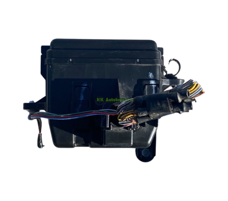 Fuse relay box 1612189980 aygo 108 c1 genuine 2015 3 | mk autobreakers ltd Fuse Relay Box Aygo C Genuine