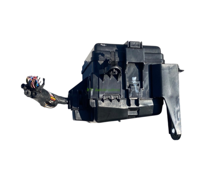 Fuse relay box 1612189980 aygo 108 c1 genuine 2015 4 | mk autobreakers ltd Fuse Relay Box Aygo C Genuine