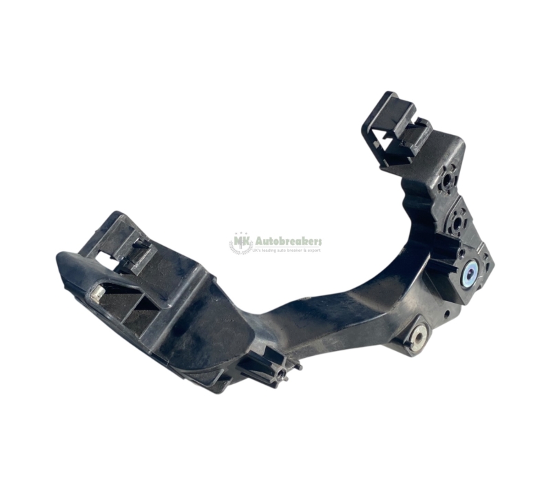 Kia ceed 64166a2000 headlight bracket right genuine 2014 5 | mk autobreakers ltd Kia Ceed a Headlight Bracket Right Genuine