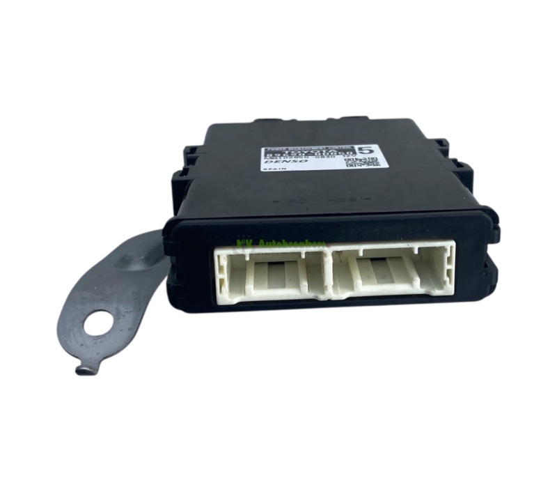 Power management module toyota yaris 89690-0d050 genuine 2014 3 | mk autobreakers ltd Power Management Module Toyota Yaris d Genuine