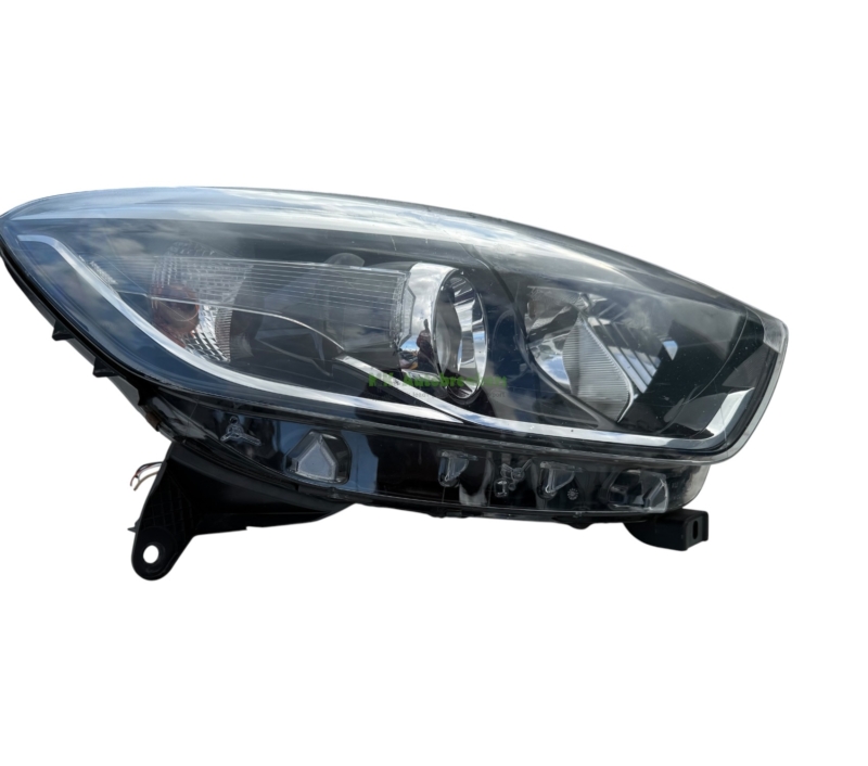 Renault captur headlight 260100961r right genuine 2017 | mk autobreakers ltd Renault Captur Headlight r Right Genuine