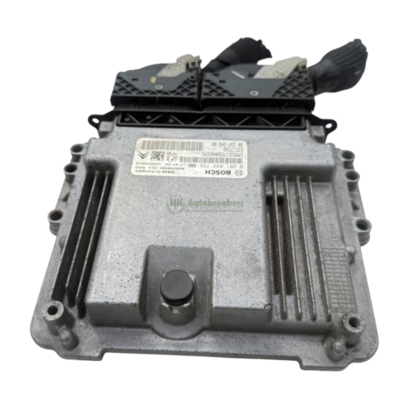 Peugeot 3008 Engine Control Unit 9823724980 ECU Genuine 2018