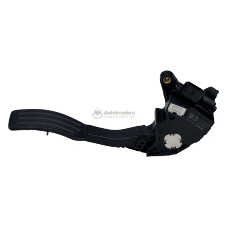 Nissan Juke Throttle Pedal 180021HMOB Genuine 2012