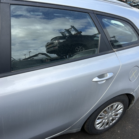 Kia Ceed Tailgate Bootlid 73700A2200 *breaking* Estate 1.6 CRDi Diesel 2017