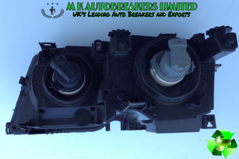 BMW E46 From 02-05 Headlight driver side (Breaking For Parts) - Image 4