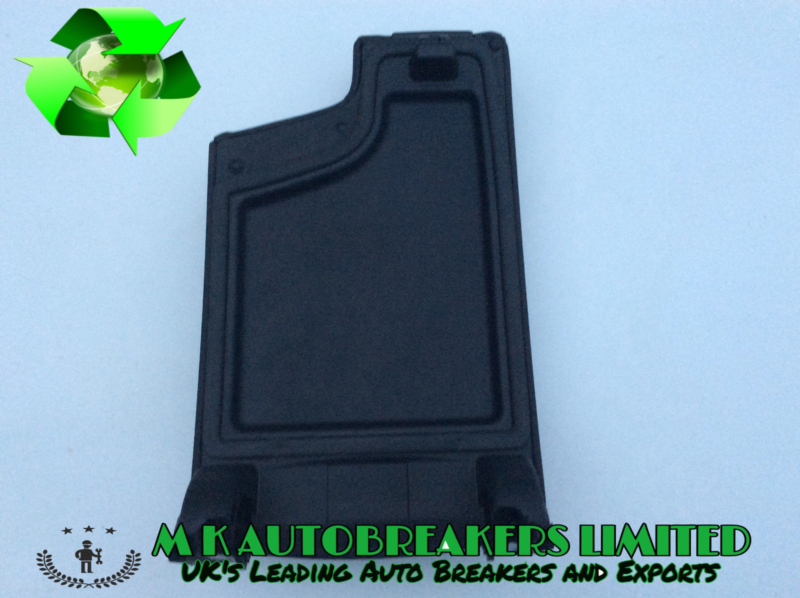 BMW 3 Series E90 E91 From 05-08 Central Console Cover Armrest (Breaking) - Image 4