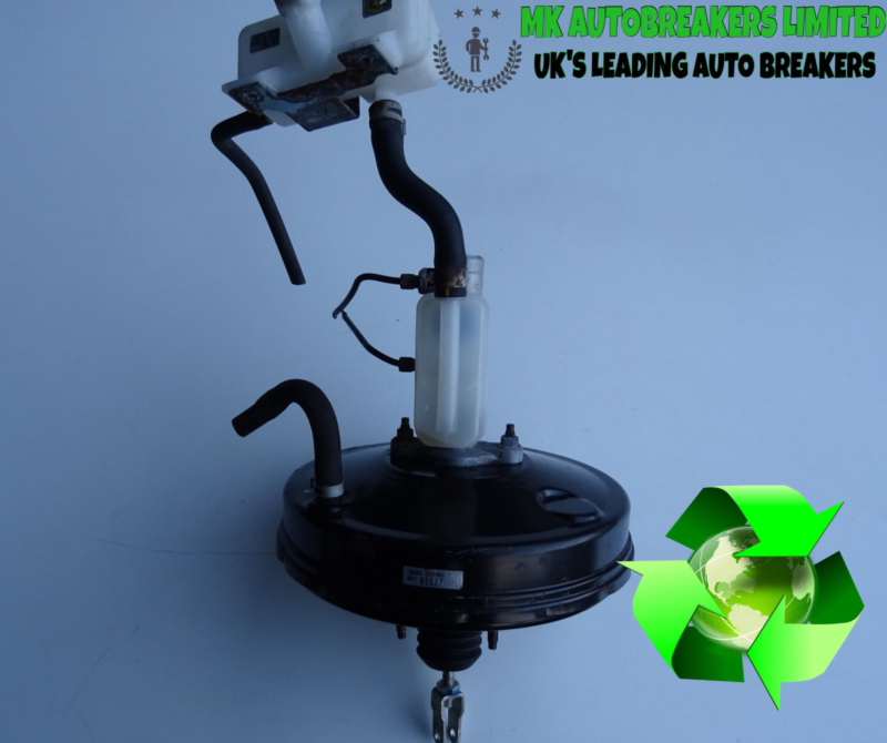 Nissan NV200 From 10-16 Brake Servo With Master Cylinder (Breaking For Parts) - Image 4