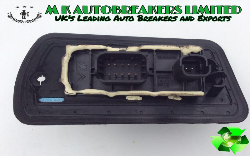 Peugeot 1007 From 05-09 Door Power Connector Front Passenger Side (Breaking) - Image 3