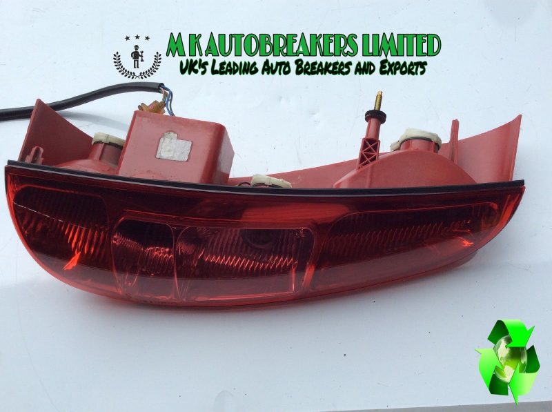 Peugeot 807 From 02-10 Rear Light Passenger Side (Breaking For Spare Parts) - Image 3