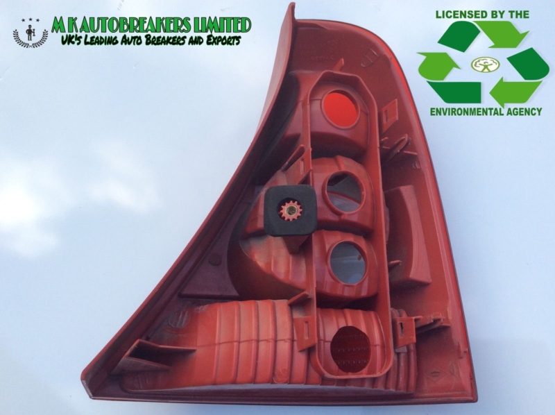 Renault Clio Model From 2001-2006 Rear Light Passenger Side (Breaking For Parts) - Image 3