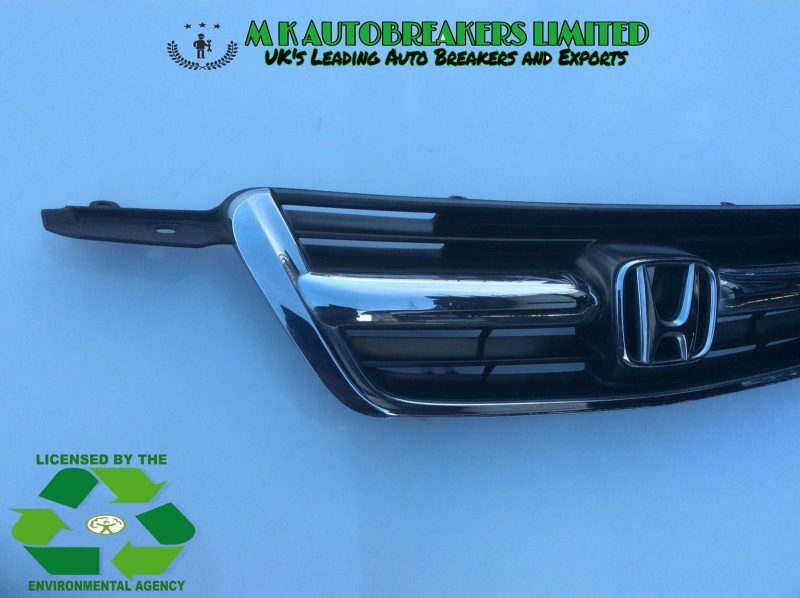 Honda CRV Model From 2002-2005 Front Grill - Image 3