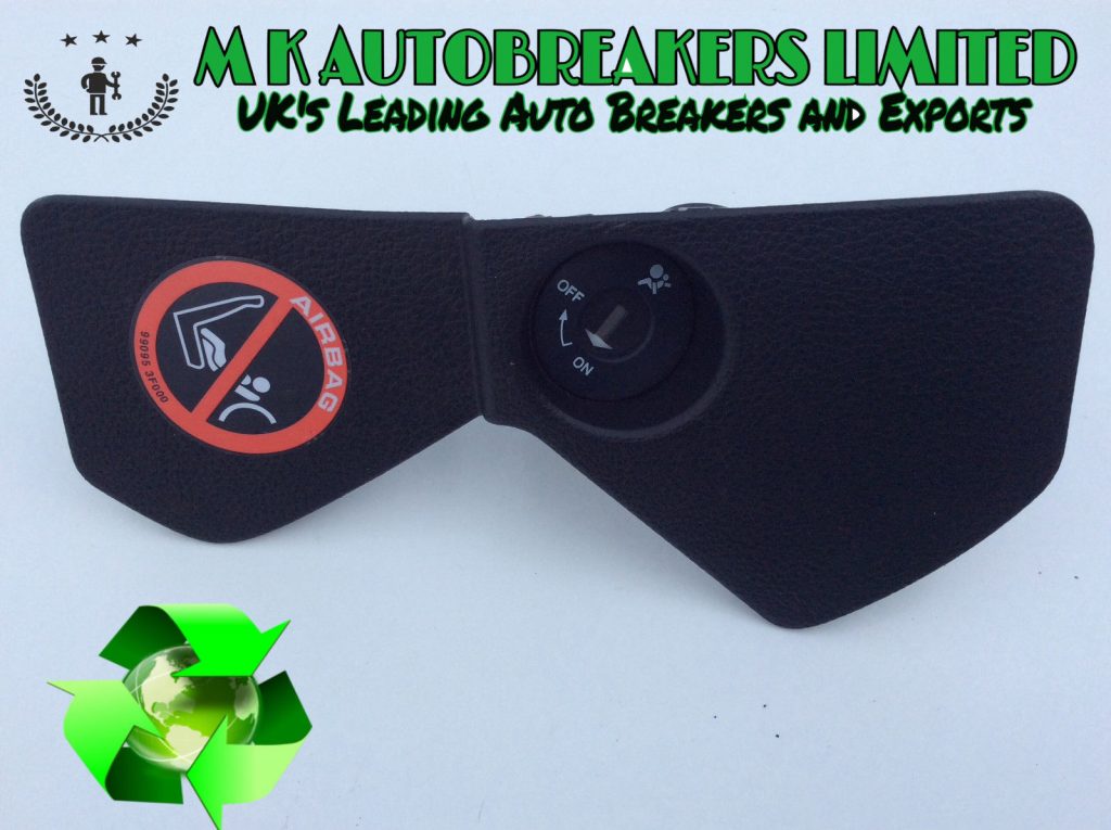 BMW 3 Series E90 E91 From 0508 AirbagSwitch On and Off (Breaking For