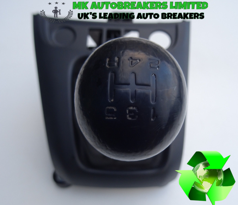 Nissan NV200 From 10-16 Manual Gear Selector Stick / Shifter(Breaking For Parts) - Image 3