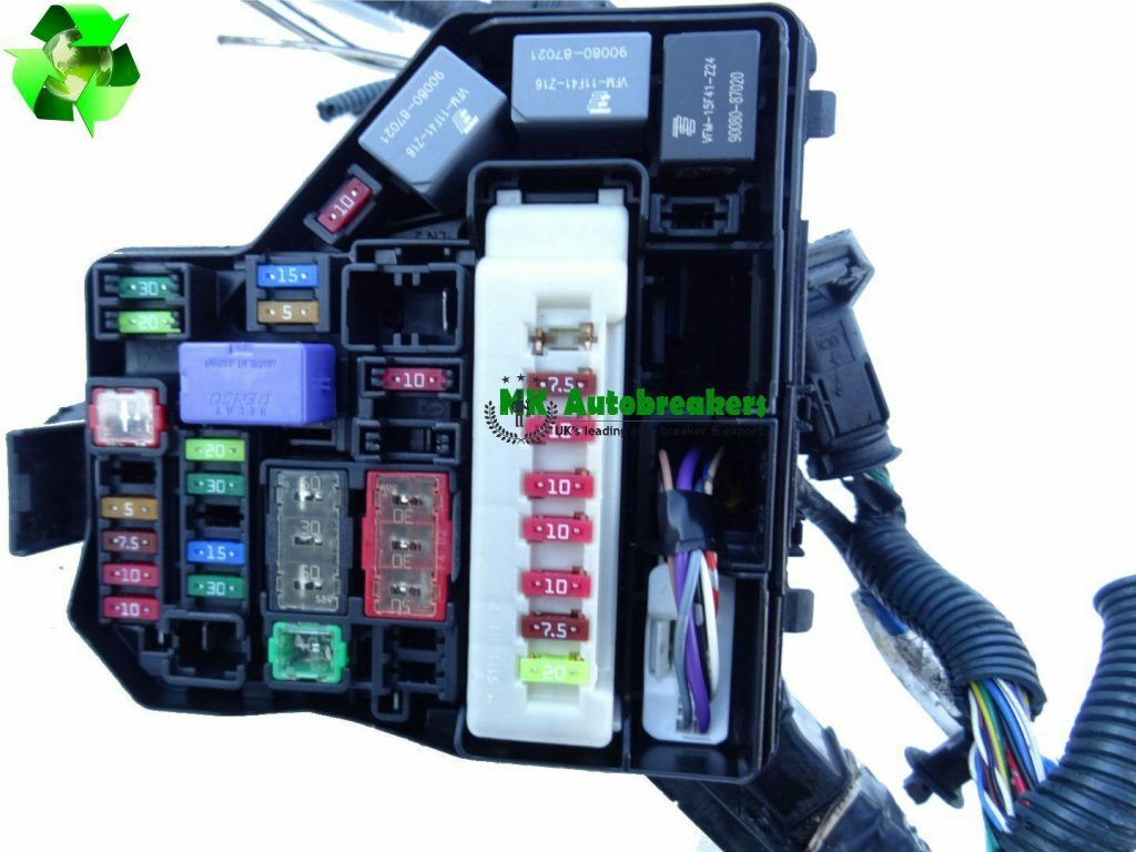Toyota Yaris Fuse Box 821150D200D