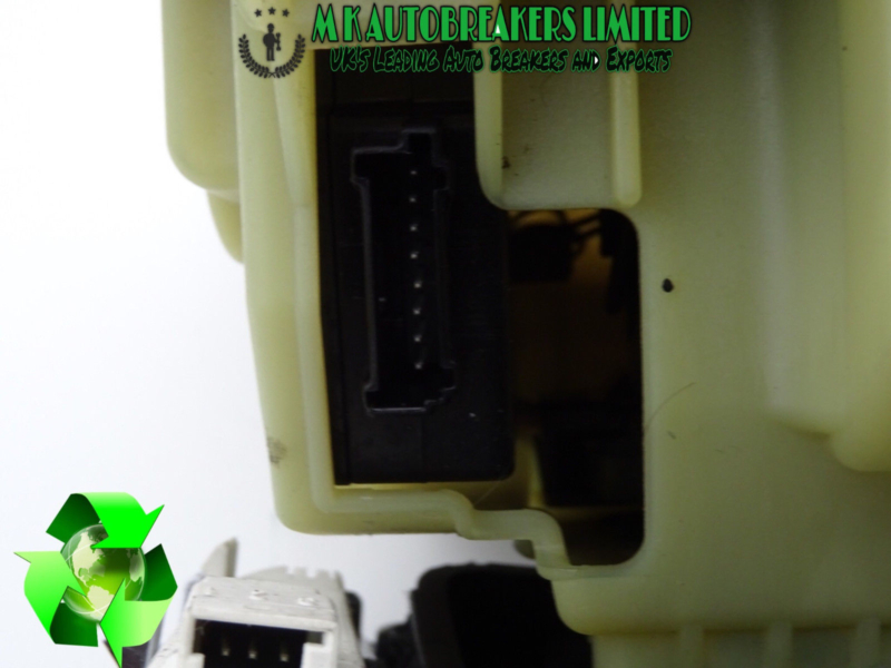 Mercedes C Class W203 Automatic Gear Selector (Breaking For Spare Parts) - Image 3