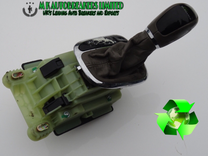 Mercedes C Class W203 Automatic Gear Selector (Breaking For Spare Parts) - Image 4