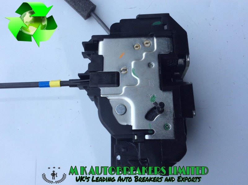 Nissan Note E11 From 06-13 Door Lock/Catch Rear Driver Side - Image 3