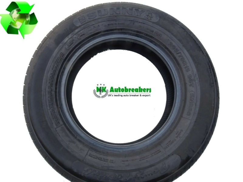 1x 205/70/15 (96T) SUNNY (POINER TONINA) 7.0 MM TREAD DEPTH - Image 4