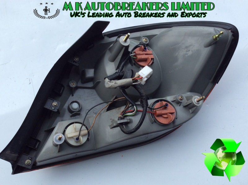 Hyundai-Coupe-From-04-06-Rear-Light-Tail-Lamp-Passenger-Side-Breaking-For-Part-222586582648-2