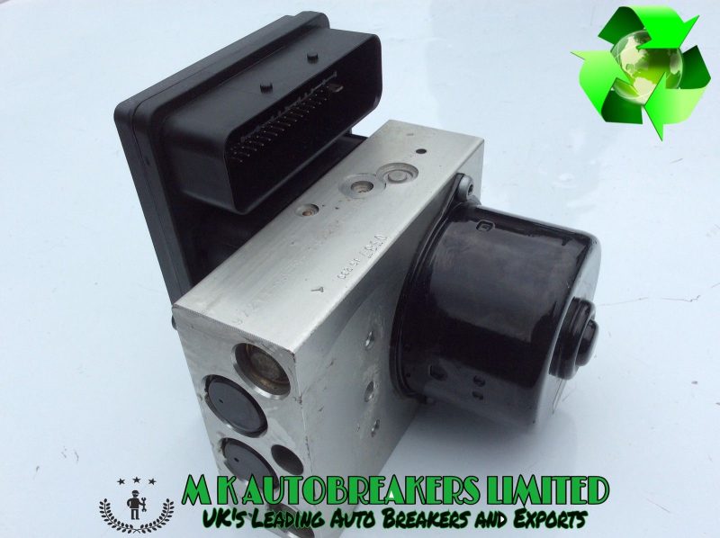 Mercedes C Class W203 ABS Modulator Pump (Breaking For Parts) - Image 5