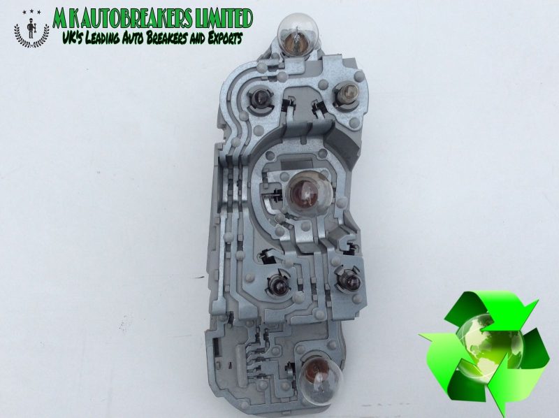 Toyota Corolla Verso From 04-07 Rear Bulb Holde Driver Side (Breaking For Parts) - Image 3