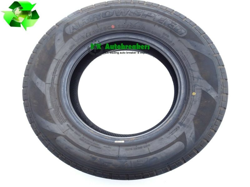 1x-2056516-95T-BRIDGESTONE-DUELER-HIT684-72MM-TREAD-DEPTH-223937995719-2