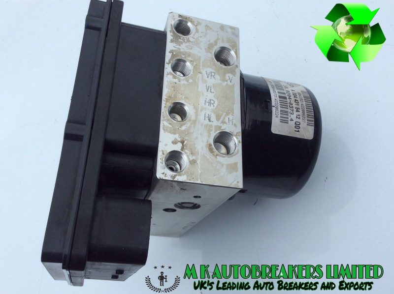 Mercedes C Class W203 ABS Modulator Pump (Breaking For Parts) - Image 3