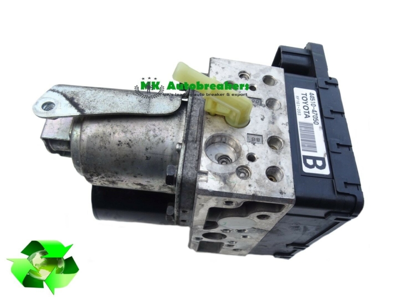 Toyota Prius ABS Modulator Pump 4451047050 Genuine Parts 2008 - Image 3